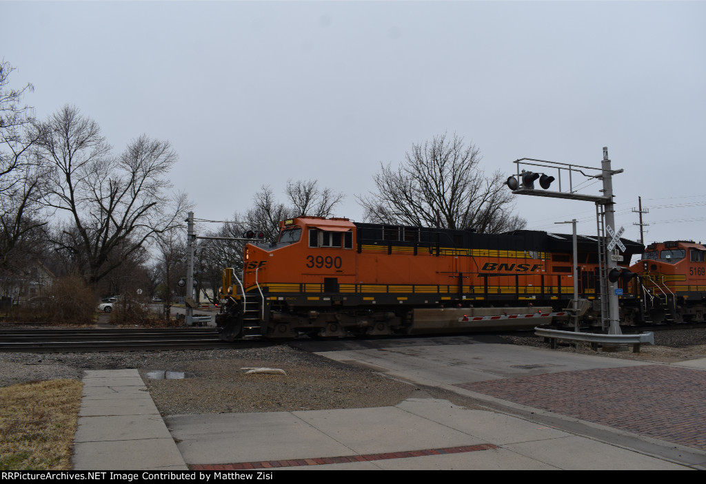 BNSF 3990